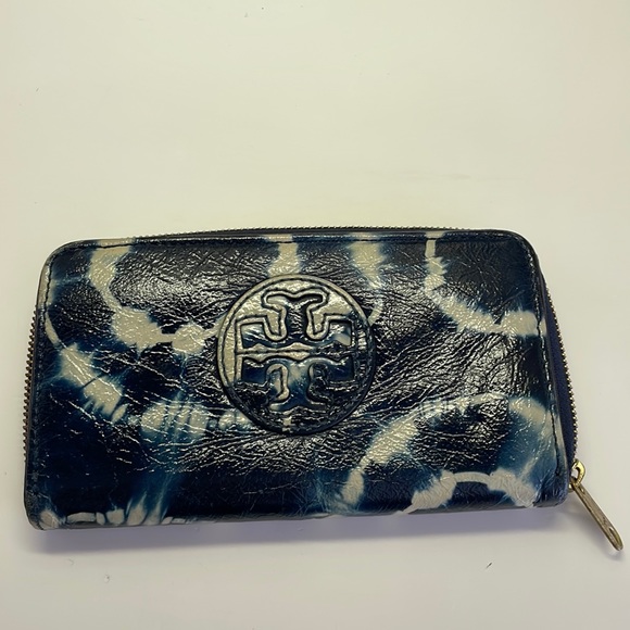Tory Burch Tie Dye Wallet - Picture 1 of 3